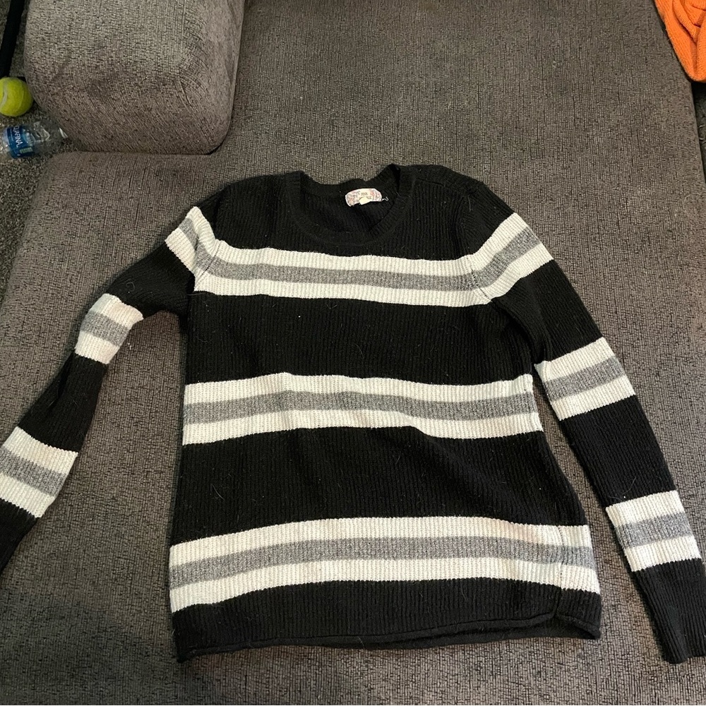 stripped sweater XL